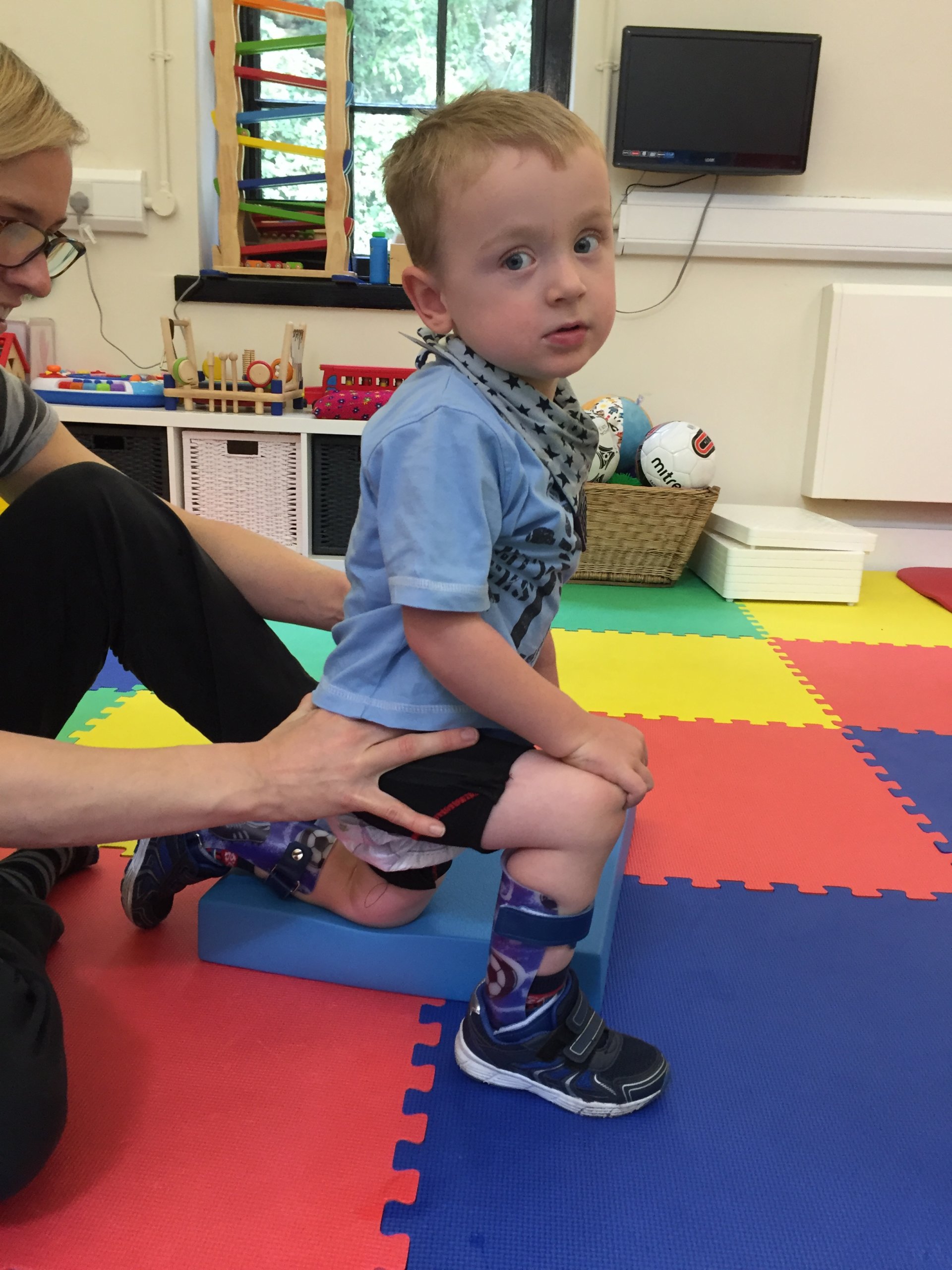 Teaching Your Child To Jump - Move and Play Paediatric Therapy