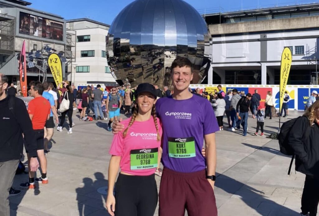 Runners ready to race in Gympanzees tops